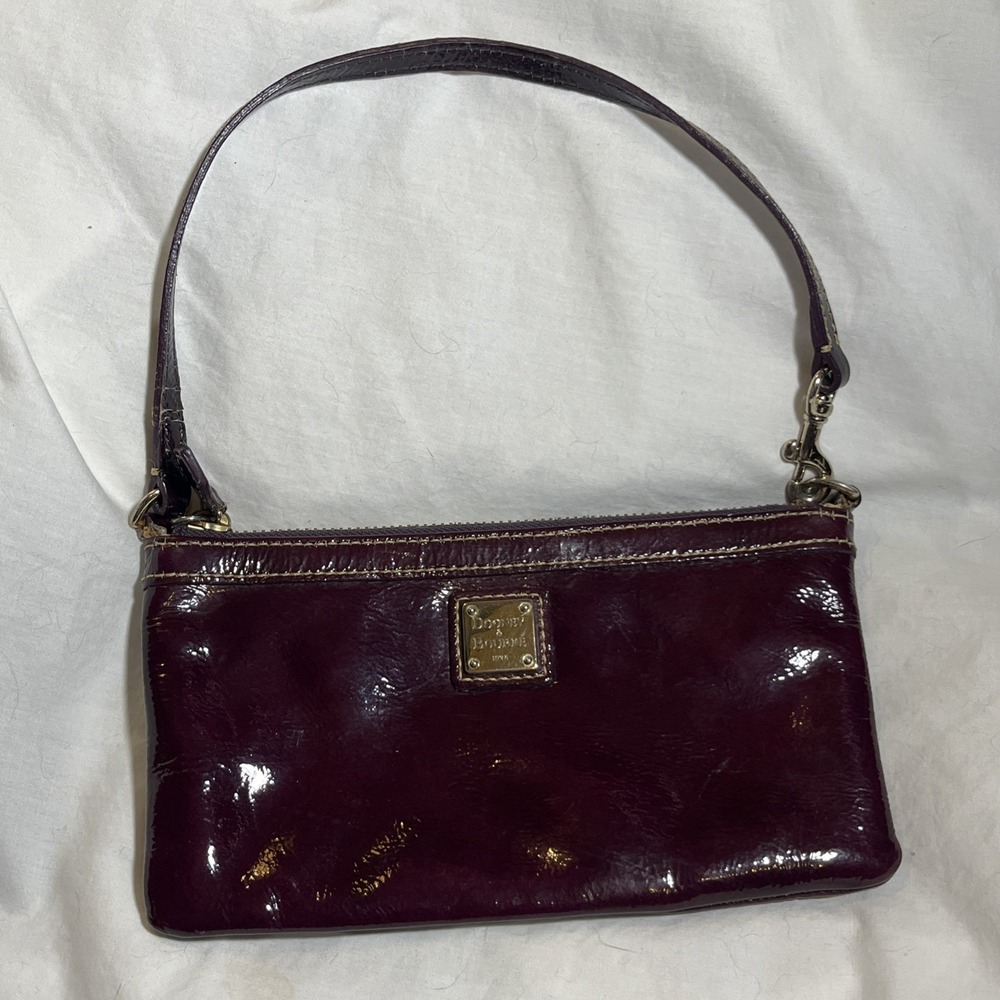 Dooney & Bourke Y2K Plum/Bordeaux Patent Leather Wristlet | Zip Clutch Wallet